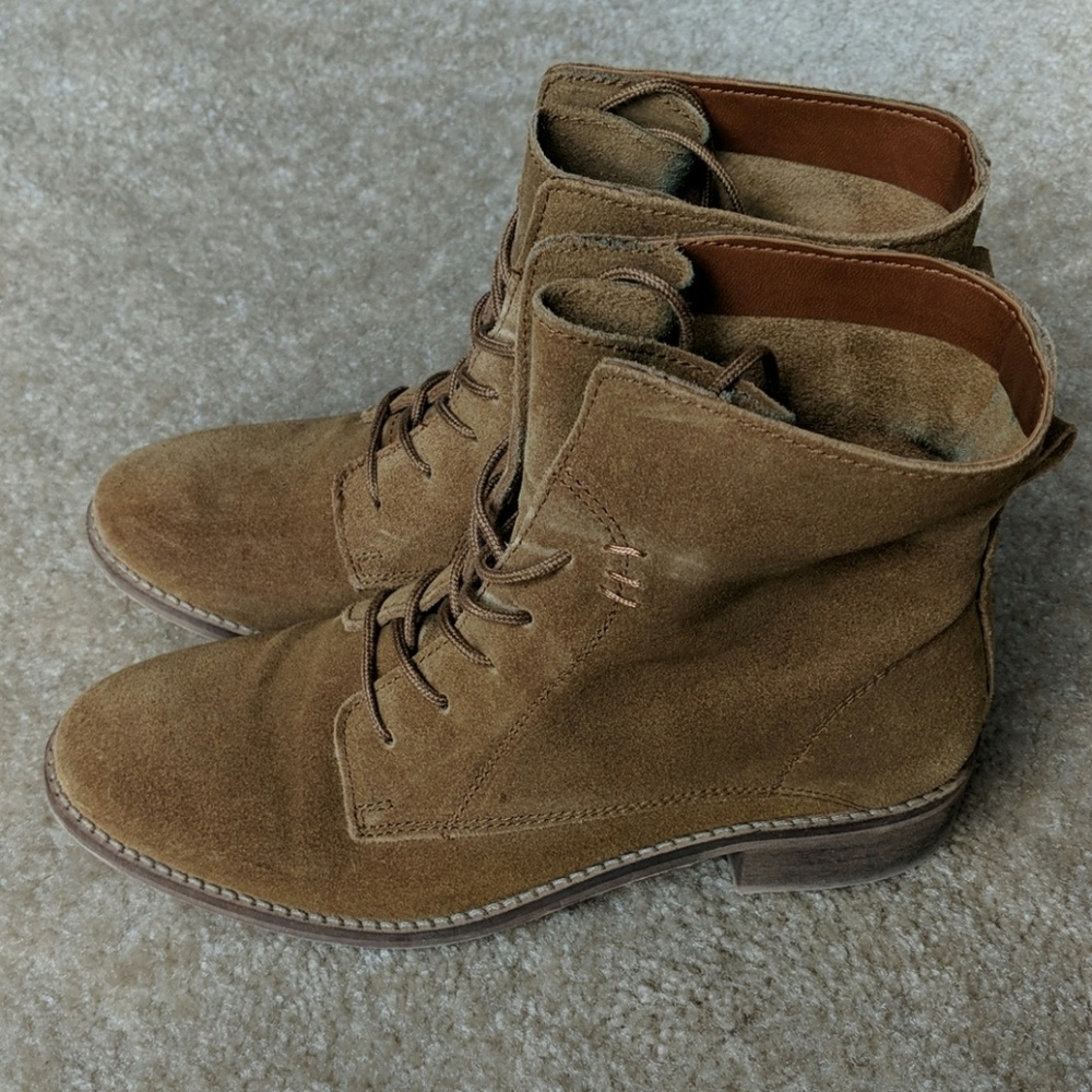 Steve Madden Rosaly size 8 tan suede boots